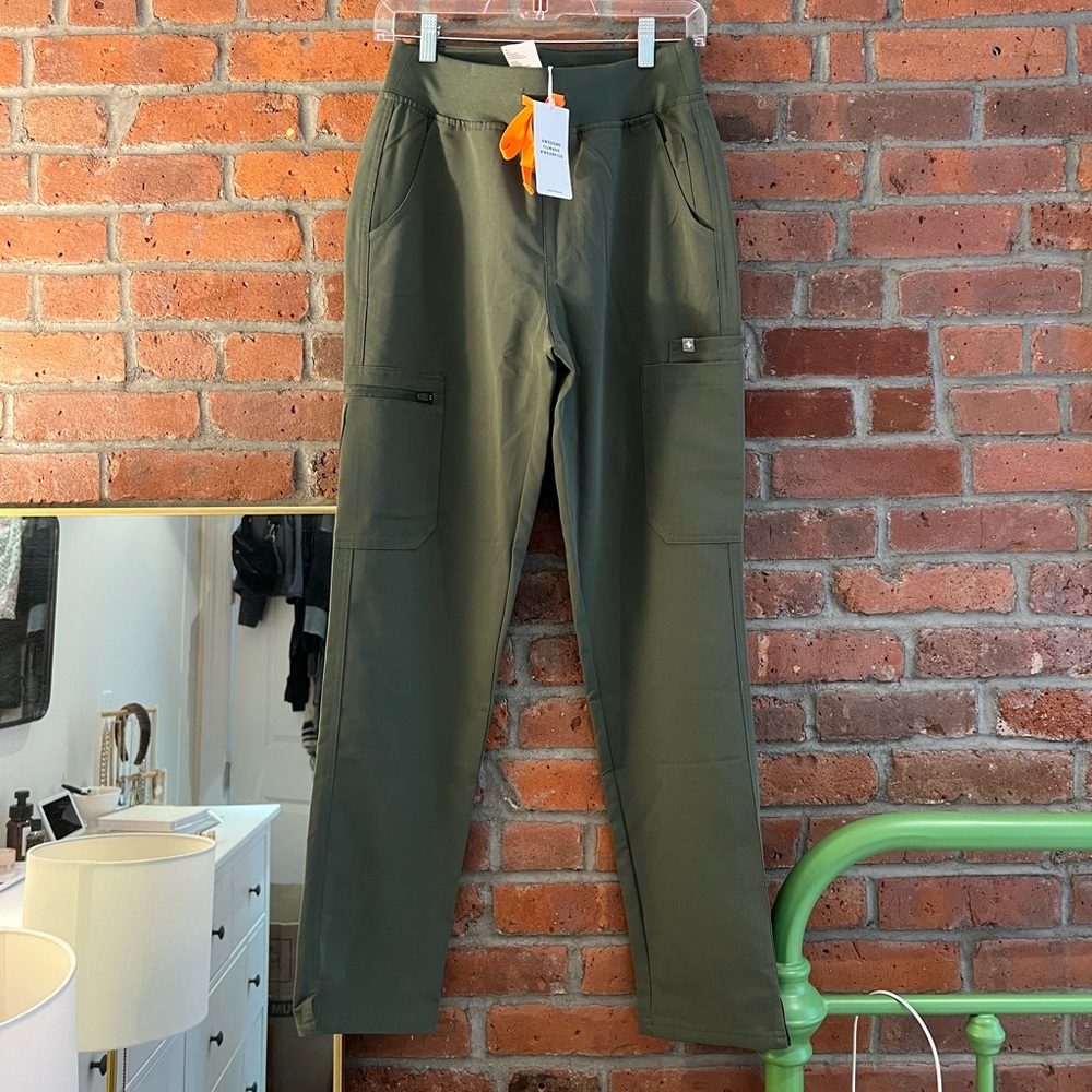 Figs Scrub pants Moss